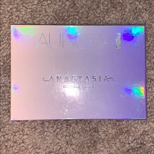 Anastasia Beverly Hills Aurora Glow Kit